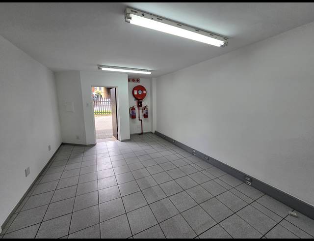 420M² WAREHOUSE TO LET IN MEADOWDALE